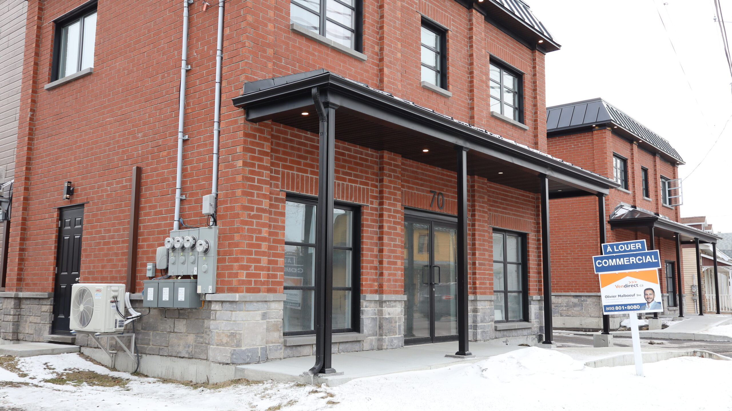 Espace commercial à louer – Rigaud, Québec