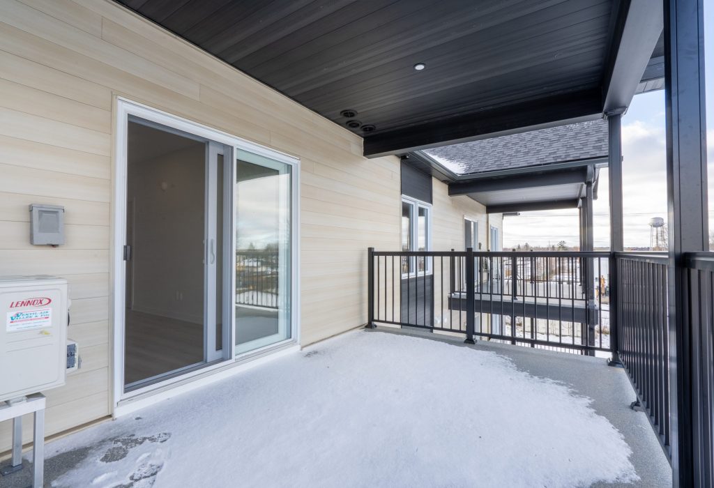 balcon-1-loft-19-b-huntingdon-scaled
